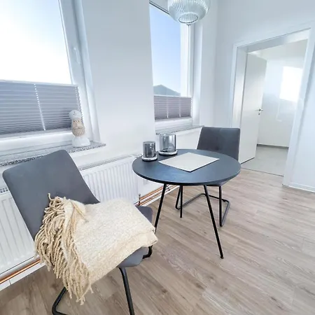 Ferienzimmer Auf Dem Hof Postma Апартаменты Lambrechtshagen